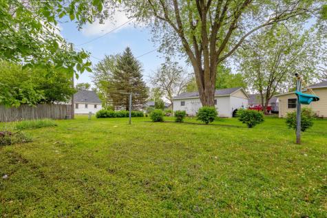221 Beech Avenue Owatonna MN 55060
