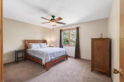 61 Quant Court S Lakeland MN 55043