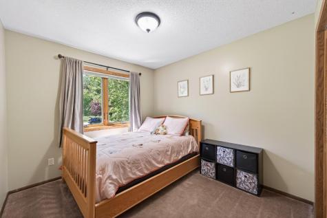 61 Quant Court S Lakeland MN 55043