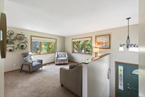 61 Quant Court S Lakeland MN 55043