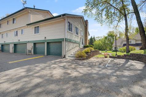 15615 27th Avenue N Plymouth MN 55447