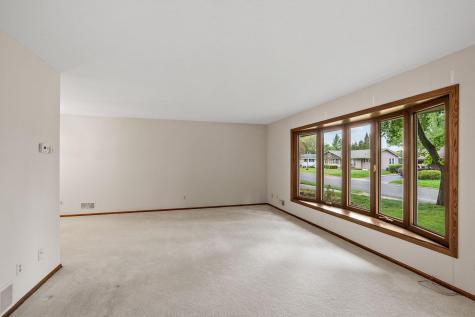 868 Cobb Road Shoreview MN 55126