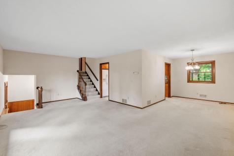 868 Cobb Road Shoreview MN 55126