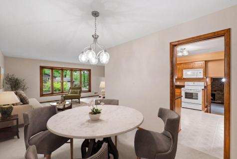 868 Cobb Road Shoreview MN 55126