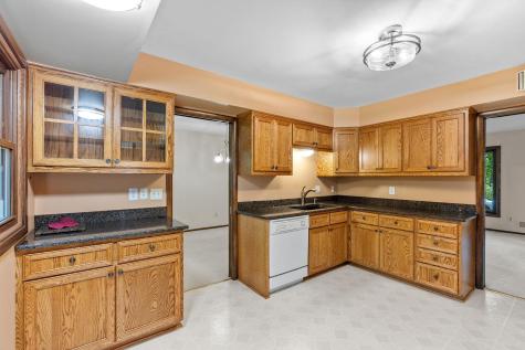 868 Cobb Road Shoreview MN 55126