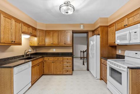 868 Cobb Road Shoreview MN 55126