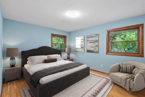 868 Cobb Road Shoreview MN 55126
