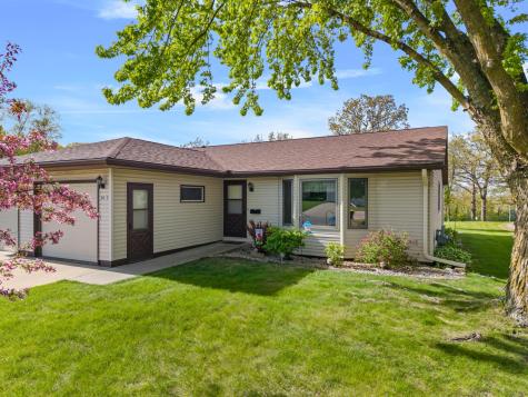 813 Sprague Street N Caledonia MN 55921