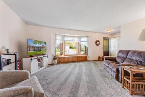 813 Sprague Street N Caledonia MN 55921