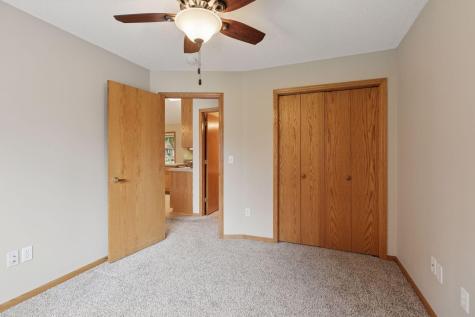 10025 Northwood Lane N Brooklyn Park MN 55443