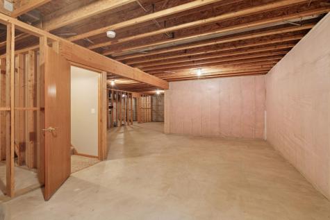 10025 Northwood Lane N Brooklyn Park MN 55443