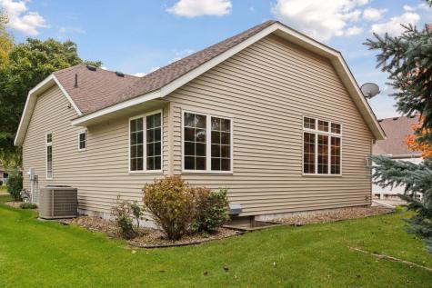 10025 Northwood Lane N Brooklyn Park MN 55443