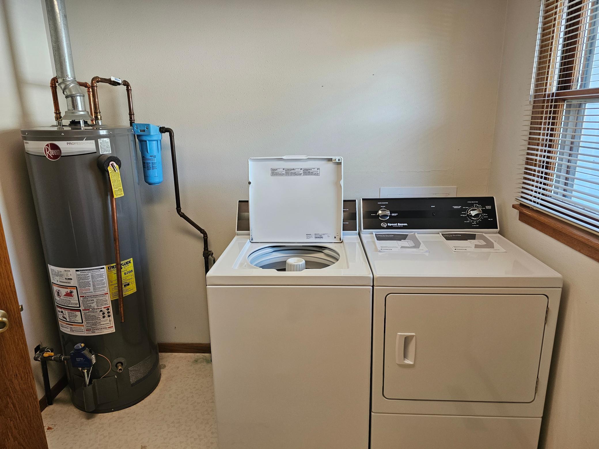 909 Bradford Avenue Argyle MN 56713