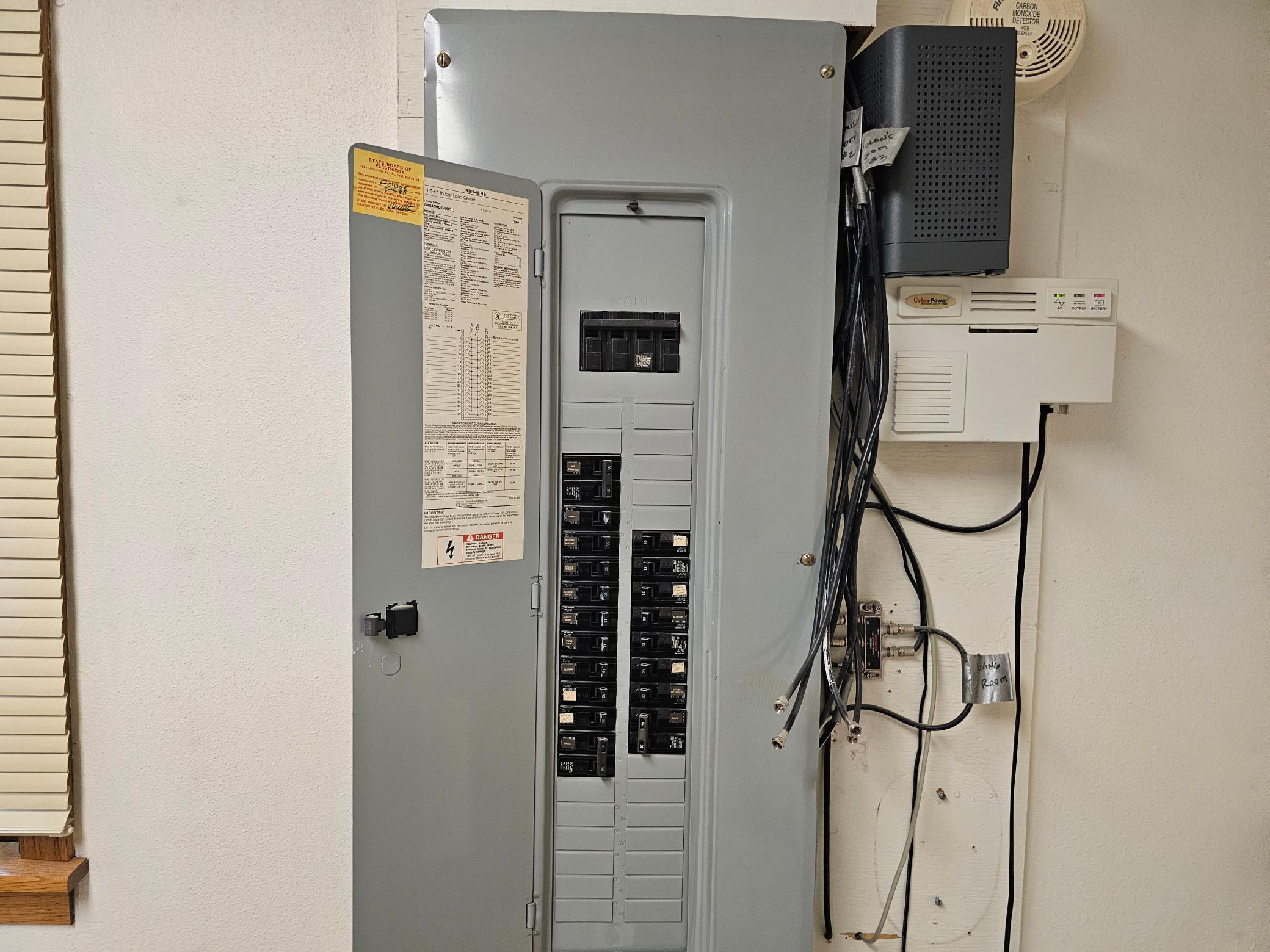 909 Bradford Avenue Argyle MN 56713