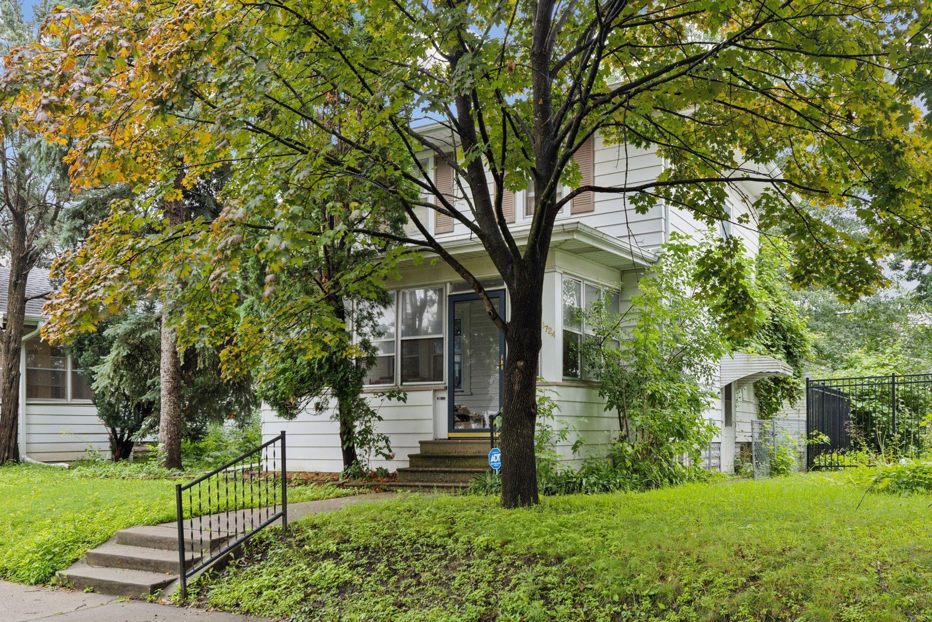1724 James Avenue Saint Paul MN 55105