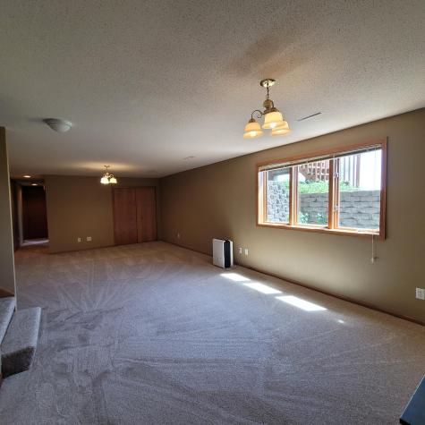 11904 Dodd Road Kilkenny MN 56052