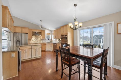 392 Pendryn Hill Curve Woodbury MN 55125
