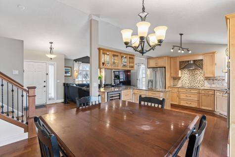 392 Pendryn Hill Curve Woodbury MN 55125
