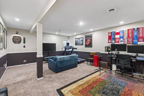 392 Pendryn Hill Curve Woodbury MN 55125