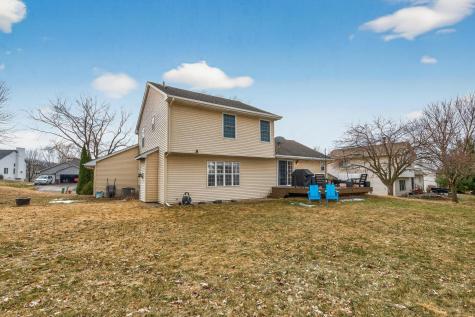 392 Pendryn Hill Curve Woodbury MN 55125