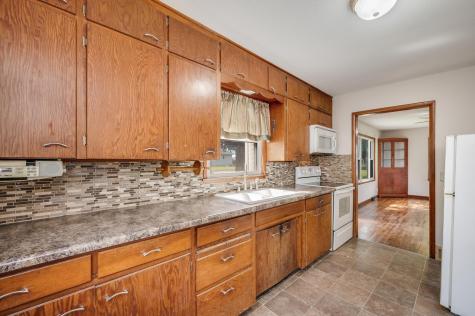 714 3rd Street N Saint James MN 56081