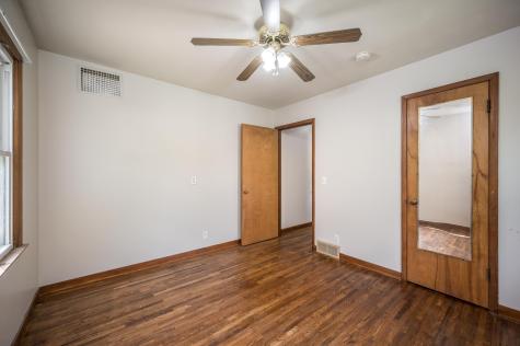 714 3rd Street N Saint James MN 56081