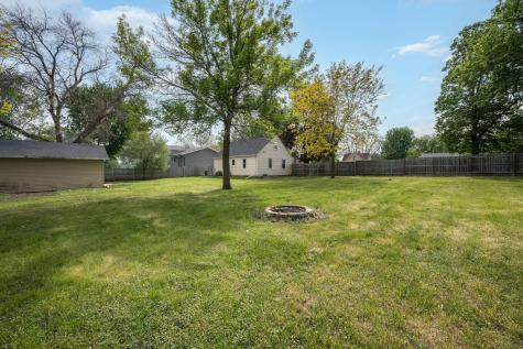 714 3rd Street N Saint James MN 56081
