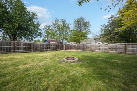 714 3rd Street N Saint James MN 56081