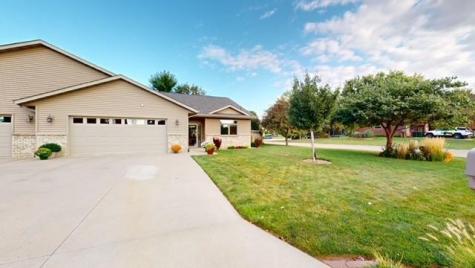 1704 Crystal Drive Albert Lea MN 56007