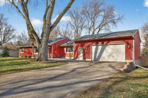 900 Sunset Drive S Minnetonka MN 55305