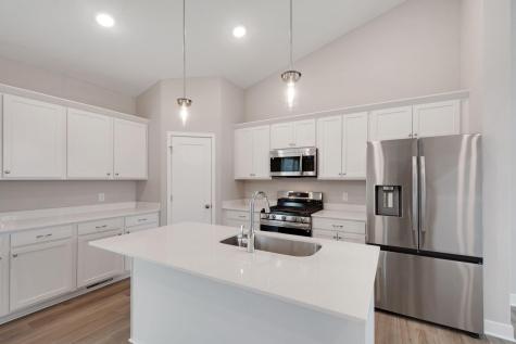 2157 Westpointe Drive Hastings MN 55033