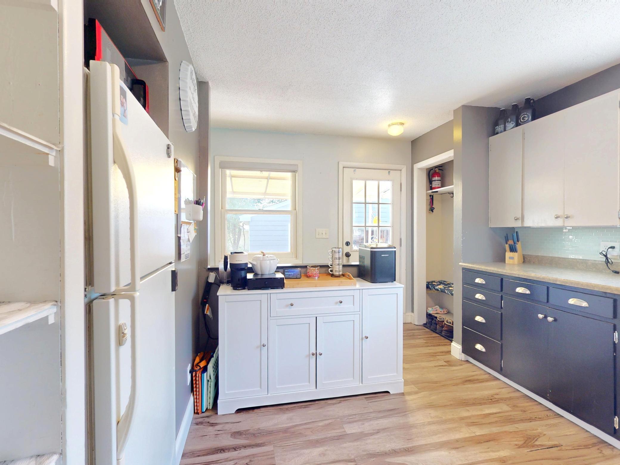 335 Chestnut Street E Annandale MN 55302