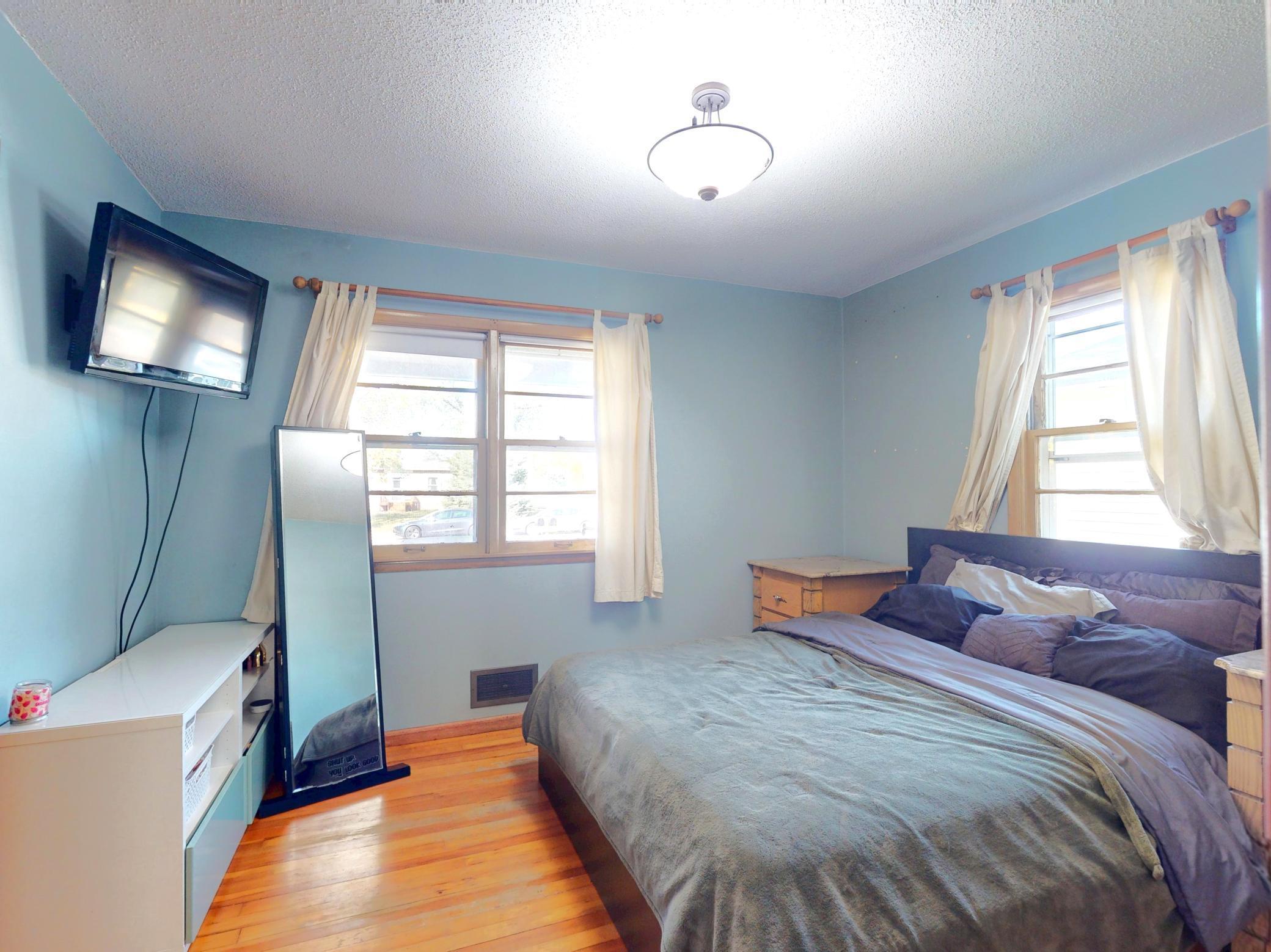 335 Chestnut Street E Annandale MN 55302