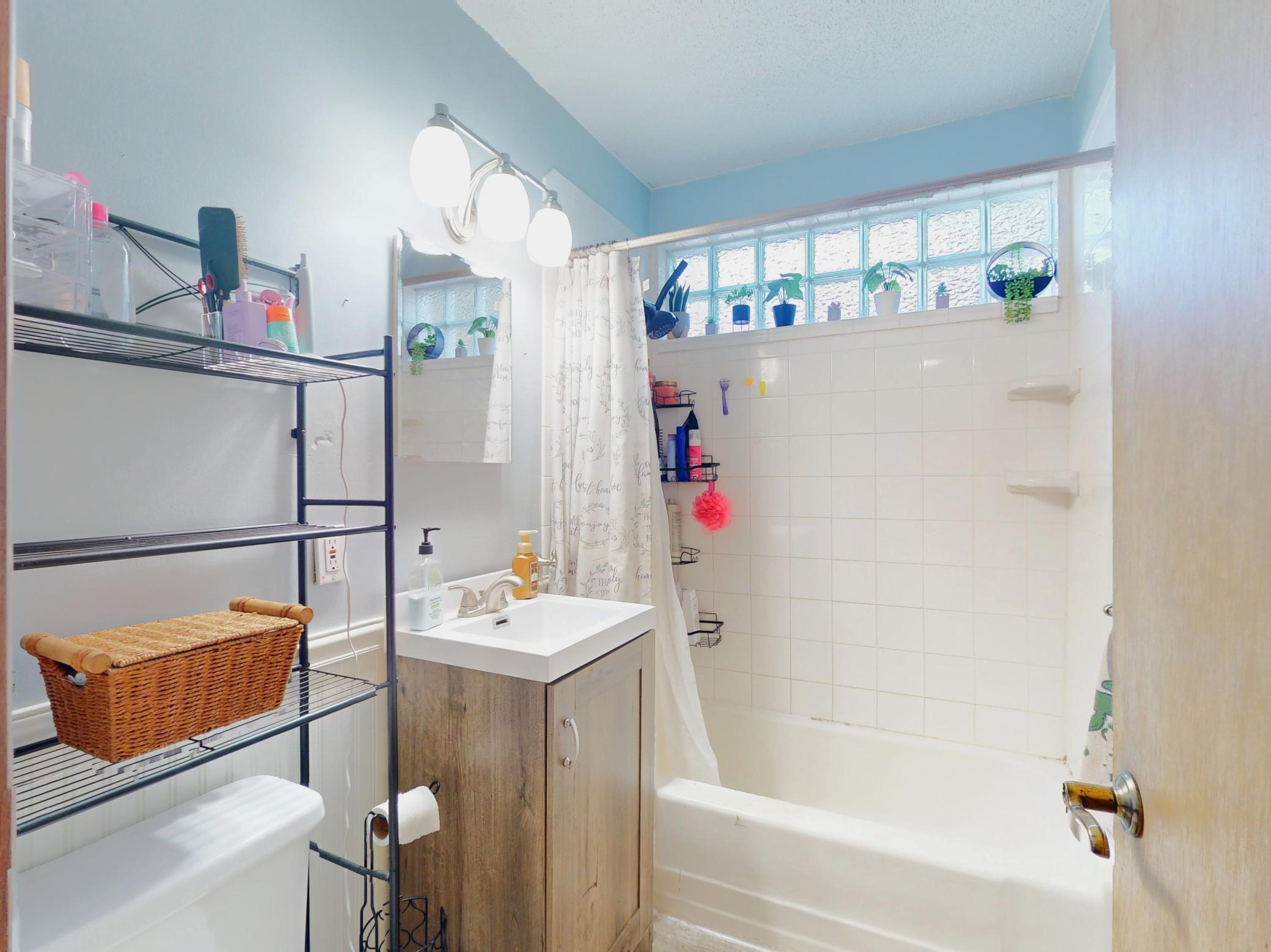 335 Chestnut Street E Annandale MN 55302