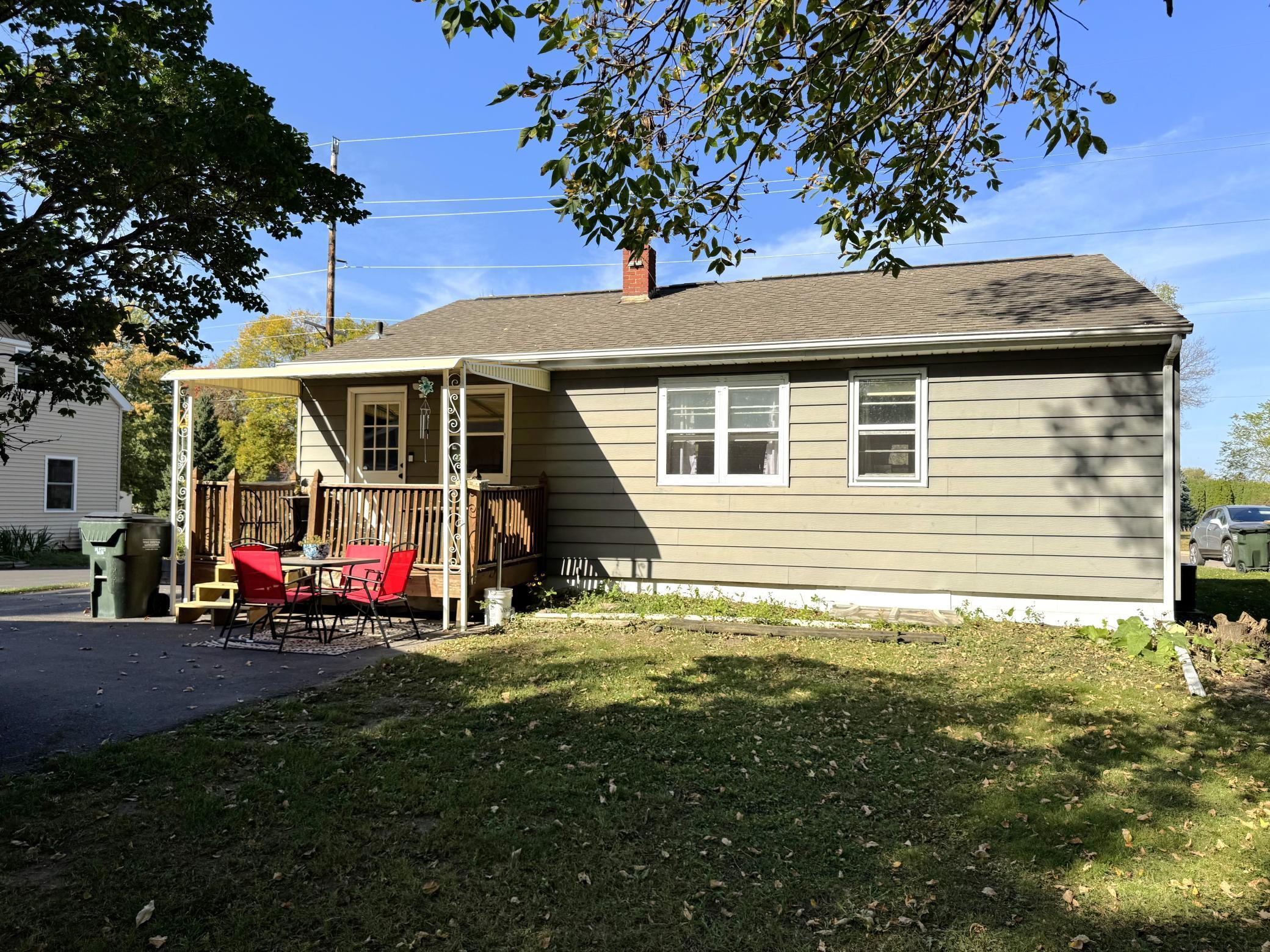 335 Chestnut Street E Annandale MN 55302