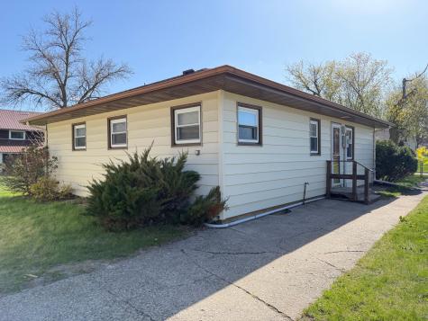 19 7th Avenue NE Elbow Lake MN 56531