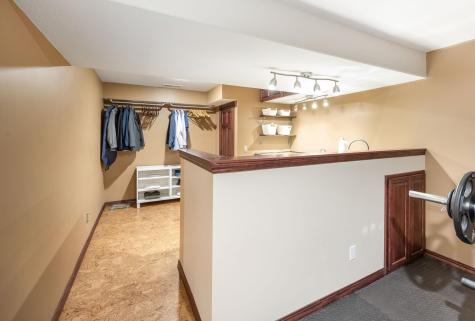 16622 206th Circle Hutchinson MN 55350