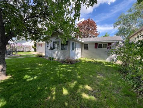 407 1st Street SW Wadena MN 56482