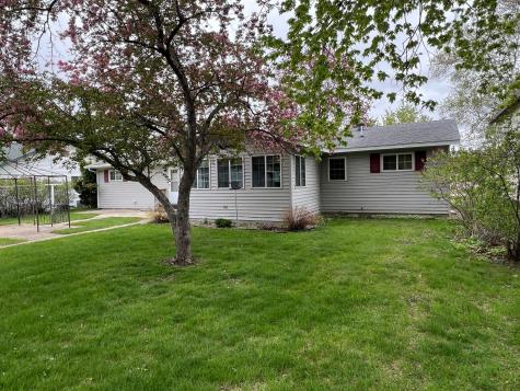 407 1st Street SW Wadena MN 56482