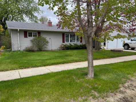 407 1st Street SW Wadena MN 56482