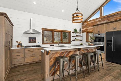 6164 Kennedys Landing Silver Bay MN 55614
