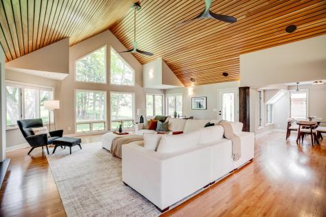 1431 Spring Valley Road Golden Valley MN 55422