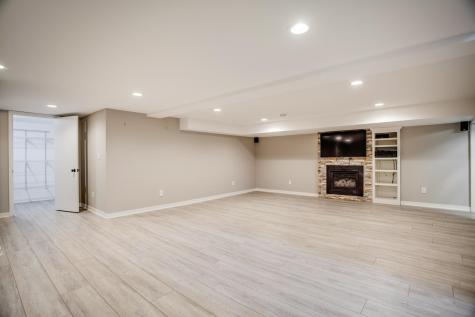 1431 Spring Valley Road Golden Valley MN 55422
