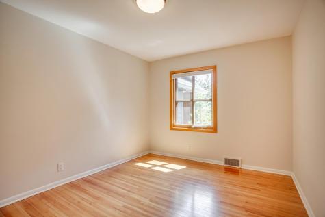 1431 Spring Valley Road Golden Valley MN 55422