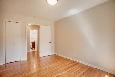 1431 Spring Valley Road Golden Valley MN 55422