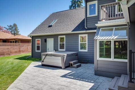 1431 Spring Valley Road Golden Valley MN 55422
