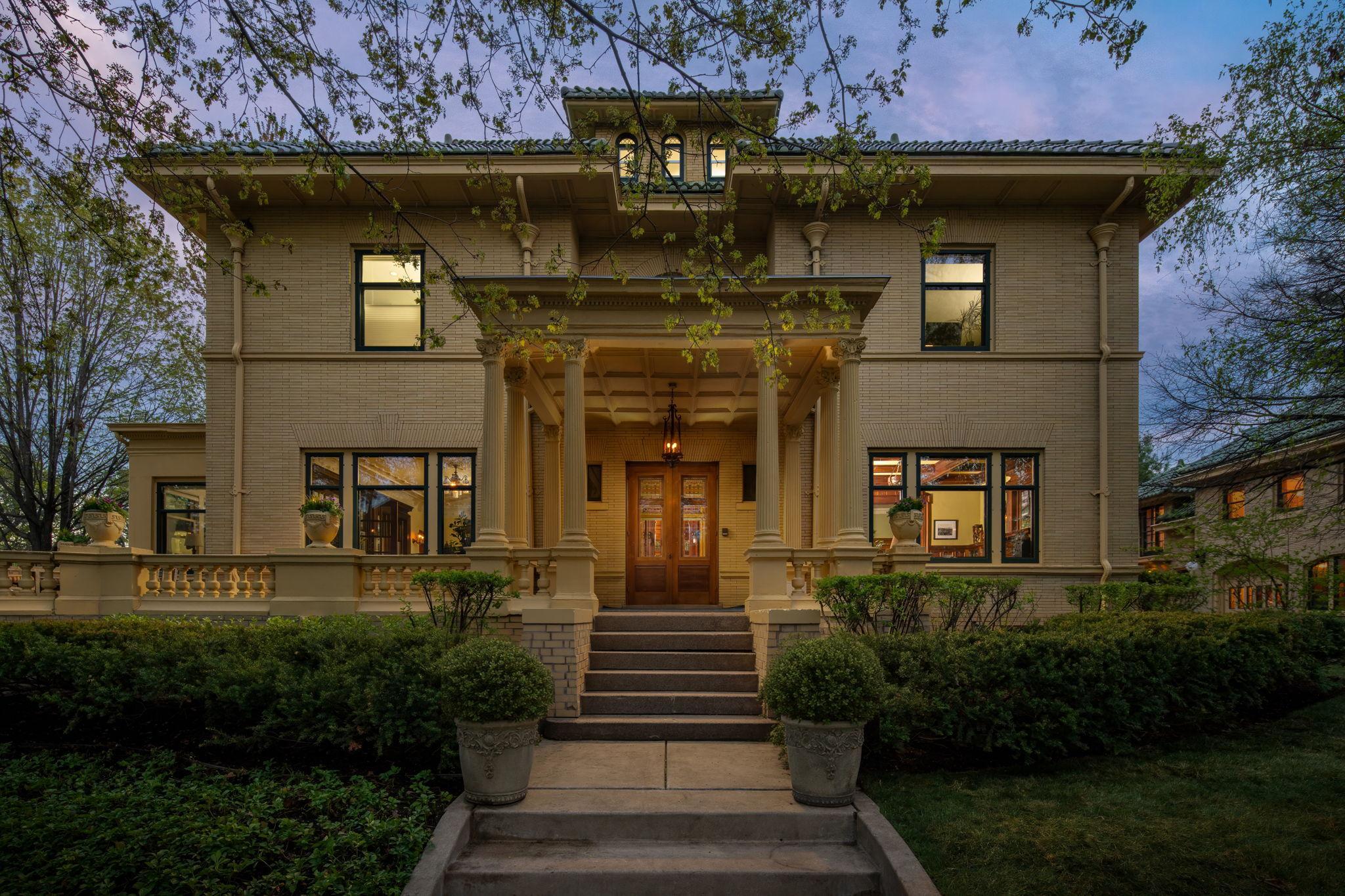 1005 Mount Curve Avenue Minneapolis MN 55403