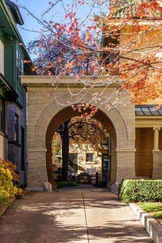 1005 Mount Curve Avenue Minneapolis MN 55403