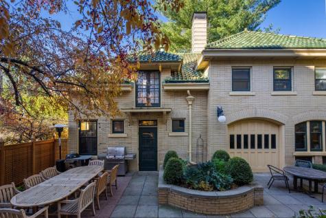 1005 Mount Curve Avenue Minneapolis MN 55403