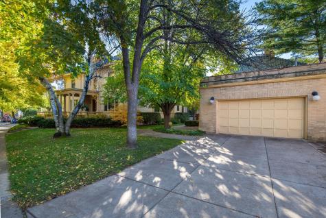 1005 Mount Curve Avenue Minneapolis MN 55403